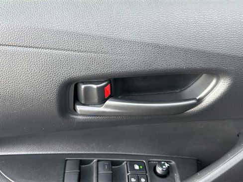 Used 2024 Toyota Corolla LE image 11