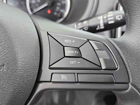 New 2025 Nissan Kicks Play S image 24