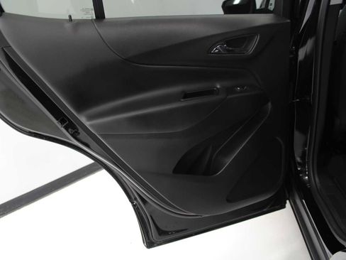 Used 2024 Chevrolet Equinox LT image 33