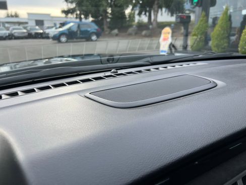 Used 2013 Chevrolet Camaro ZL1 image 37