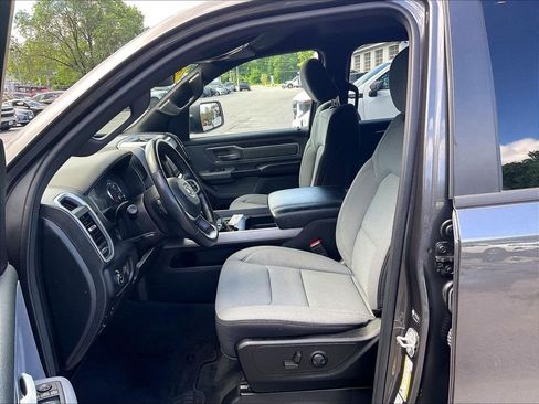 Used 2022 RAM 1500 Big Horn AWD/4WD image 10