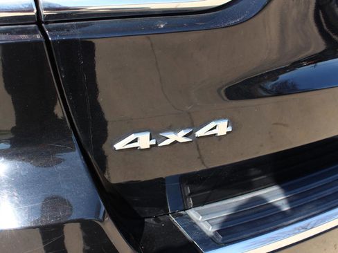 Used 2018 Jeep Grand Cherokee Limited image 50