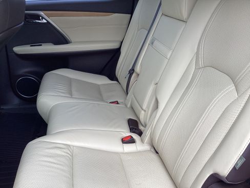 Used 2019 Lexus RX 350L AWD image 13