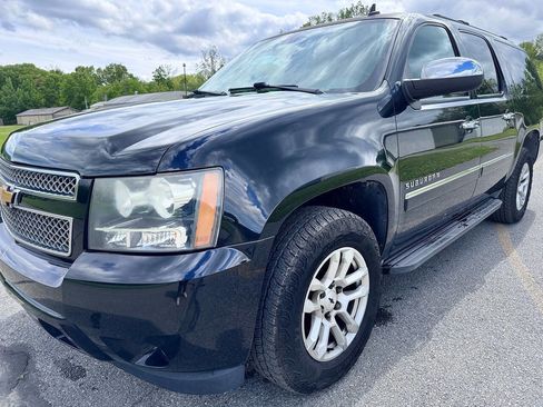 Used 2014 Chevrolet Suburban LTZ AWD/4WD image 3