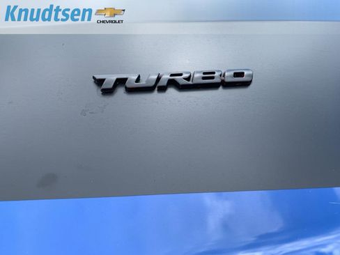 Used 2025 Chevrolet Colorado Trail Boss AWD/4WD image 11