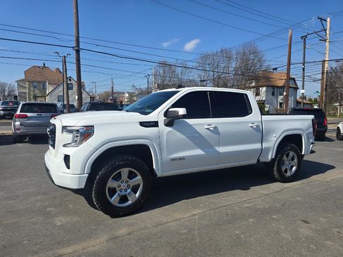 Used 2020 GMC Sierra 1500 Elevation w/ Elevation Value Package image 3