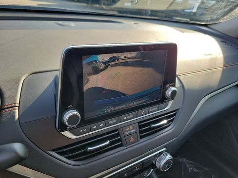 Used 2022 Nissan Altima 2.5 SR FWD image 27