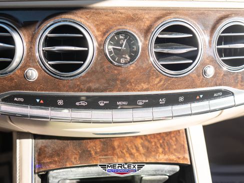 Used 2018 Mercedes-Benz S 560 S 560 4MATIC image 34