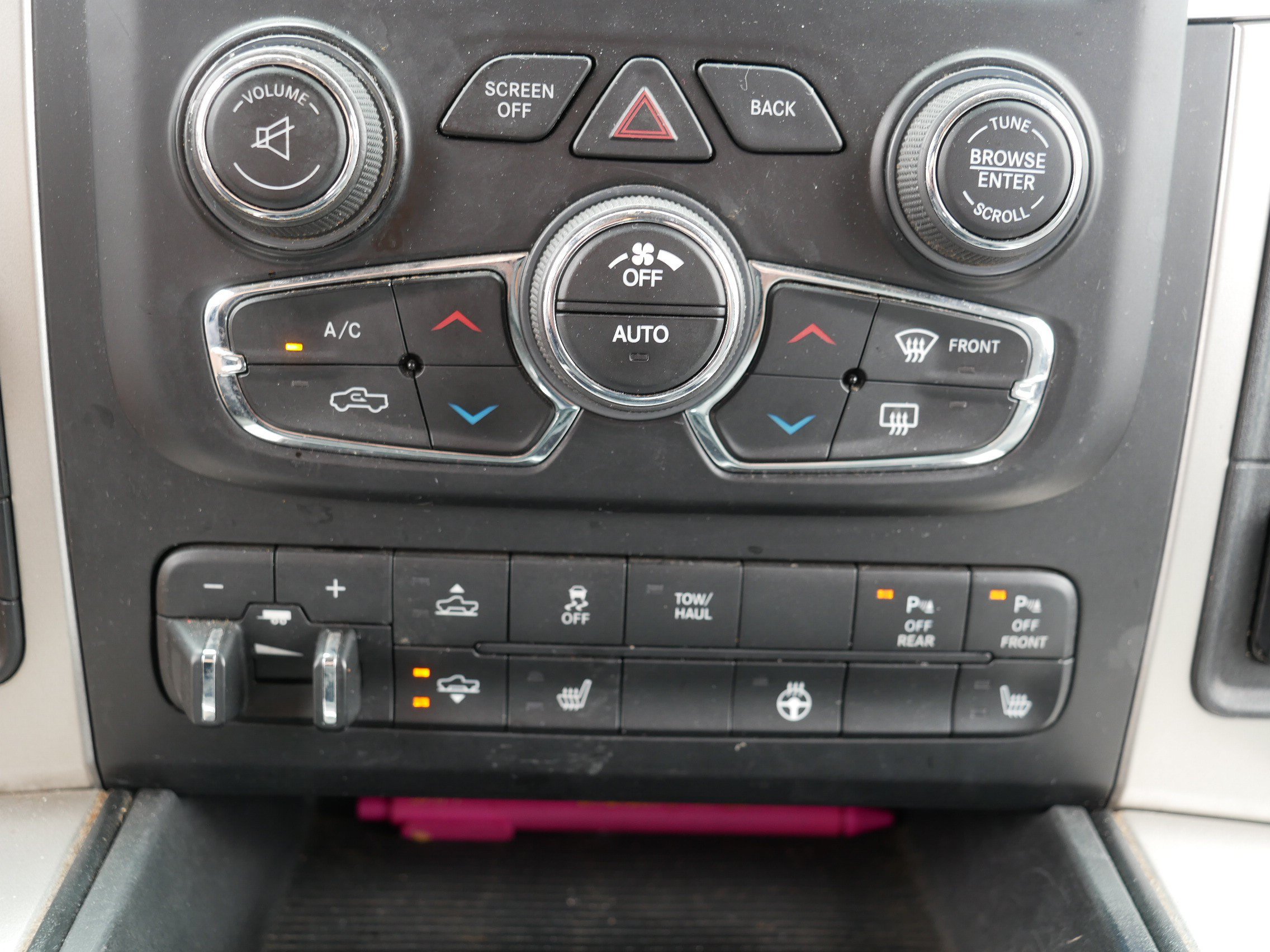 Used 2015 RAM 1500 Lone Star AWD/4WD image 29