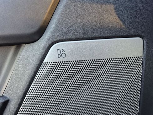 New 2026 Ford F250 Lariat w/ Black Appearance Package image 16