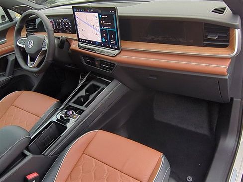 New 2026 Volkswagen Tiguan SEL R-Line image 20