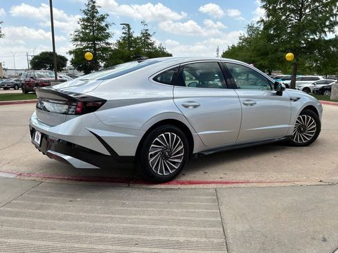 Used 2025 Hyundai Sonata SEL FWD image 6