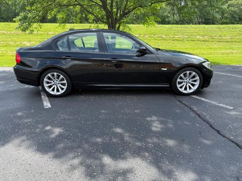 Used 2011 BMW 328i Sedan RWD image 2
