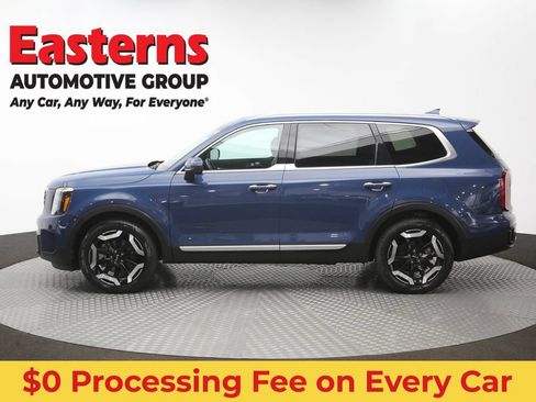 Used 2025 Kia Telluride S FWD image 62