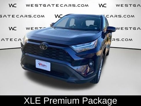 Used 2022 Toyota RAV4 XLE Premium AWD/4WD image 5