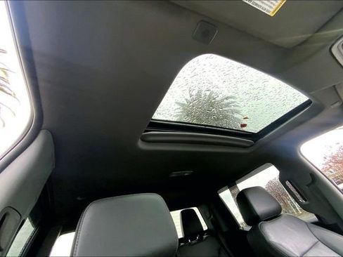 Used 2021 Chevrolet Silverado 1500 LT Trail Boss w/ Convenience Package II image 22