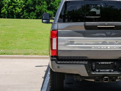 Used 2021 Ford F250 Platinum w/ FX4 Off-Road Package AWD/4WD image 55