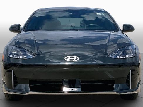 Used 2023 Hyundai Ioniq 6 SEL RWD image 3