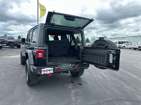 Used 2025 Jeep Wrangler Unlimited Rubicon AWD/4WD image 42