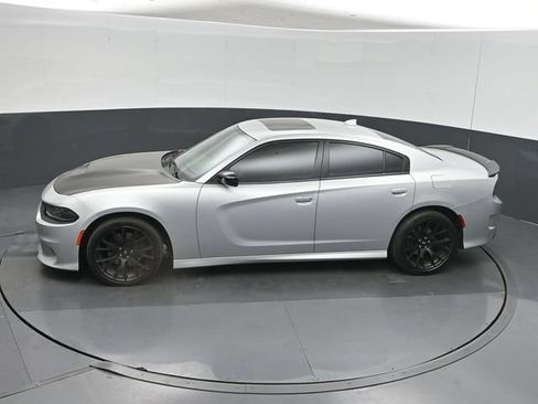 Used 2020 Dodge Charger R/T w/ Plus Group RWD image 42