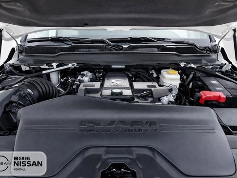 Used 2022 RAM 2500 Tradesman AWD/4WD image 12