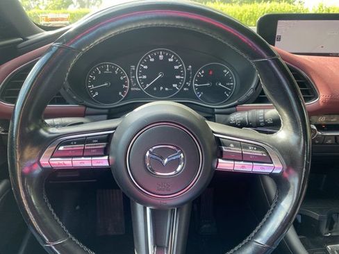 Used 2021 MAZDA MAZDA3 Hatchback w/Premium Plus Pkg AWD/4WD image 20