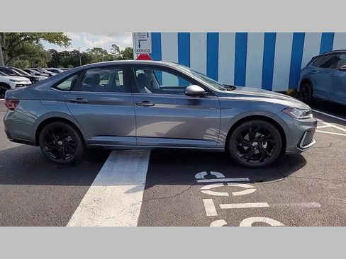 New 2026 Volkswagen Jetta SE image 26