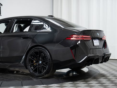 Used 2026 BMW M5 w/ Carbon Package AWD/4WD image 30