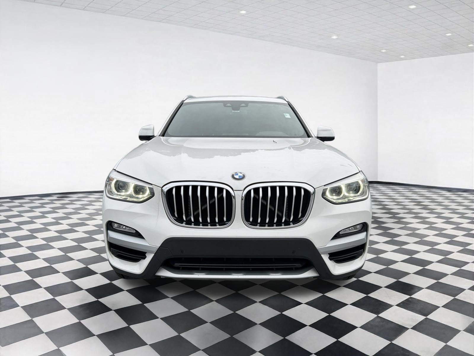 Used 2019 BMW X3 xDrive30i w/ Convenience Package AWD/4WD image 2