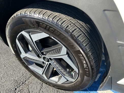 Used 2024 Hyundai Tucson Limited image 10