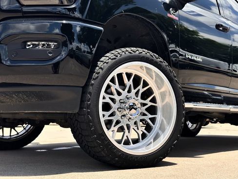 Used 2025 RAM 2500 Laramie w/ Sport Appearance Package AWD/4WD image 11