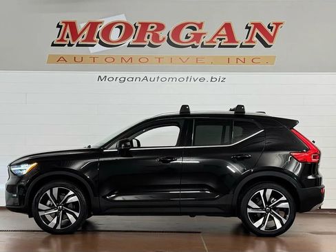 Used 2024 Volvo XC40 B5 Ultimate w/ Climate Package AWD/4WD image 6