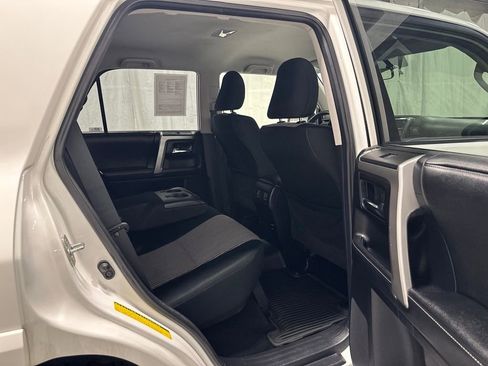 Used 2015 Toyota 4Runner SR5 AWD/4WD image 48