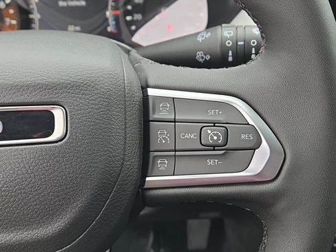 New 2026 Jeep Compass Limited image 24