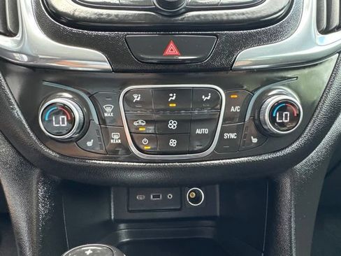 Used 2020 Chevrolet Equinox LT w/ Driver Convenience Package FWD image 20