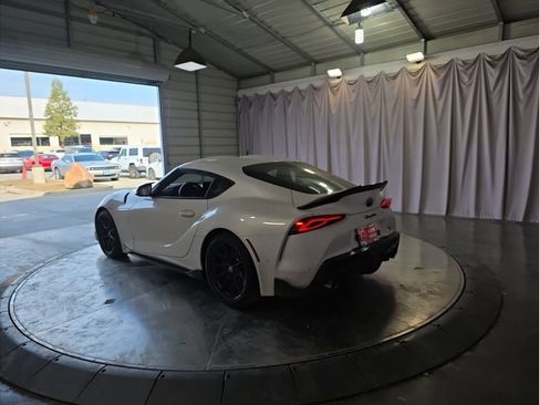 Used 2023 Toyota Supra Premium image 5