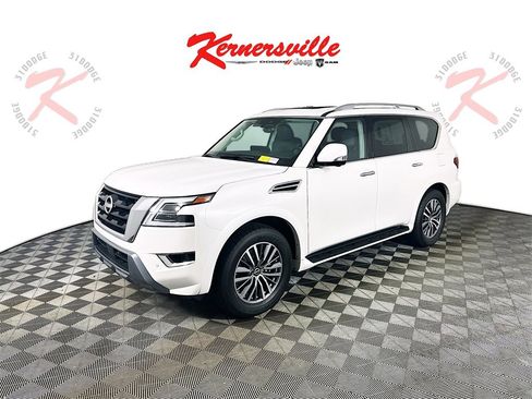 Used 2024 Nissan Armada SL w/ Captain's Chairs Package image 3