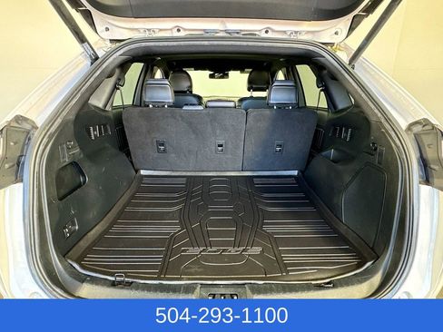 Used 2019 Ford Edge ST image 25