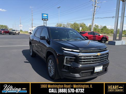 New 2026 Chevrolet Traverse LT w/ Driver Confidence Package FWD image 1