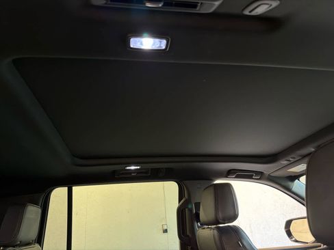 Used 2023 GMC Yukon XL Denali image 35