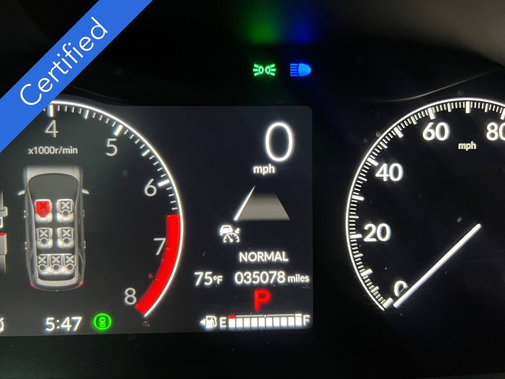 Used 2025 Honda Pilot TrailSport image 16