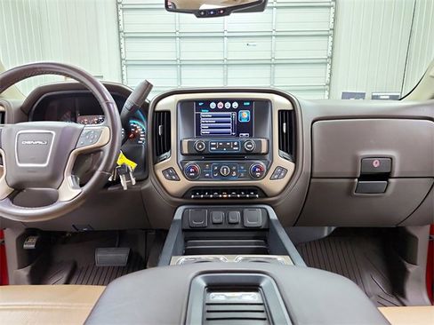 Used 2018 GMC Sierra 1500 Denali w/ Denali Ultimate Package image 27