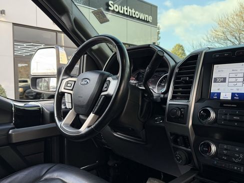Used 2020 Ford F450 Platinum w/ FX4 Off-Road Package image 28