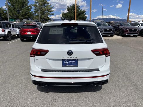 Certified 2023 Volkswagen Tiguan SE R-Line FWD image 53
