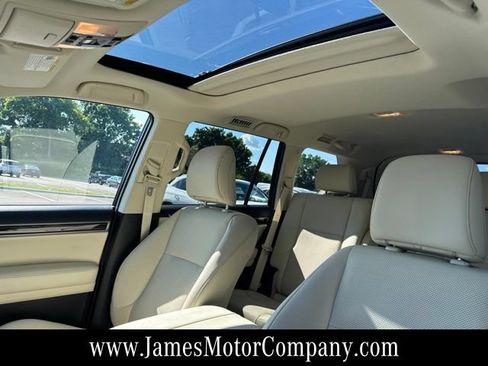 Used 2023 Lexus GX 460 Premium AWD/4WD image 11