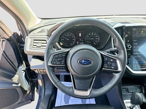 Used 2023 Subaru Ascent Premium w/ Convenience Package AWD/4WD image 11