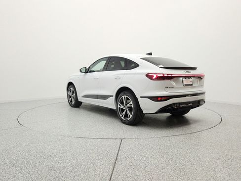 New 2027 Audi Q6 e-tron Premium Plus AWD/4WD image 7