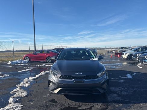 Certified 2023 Kia Forte LXS image 8