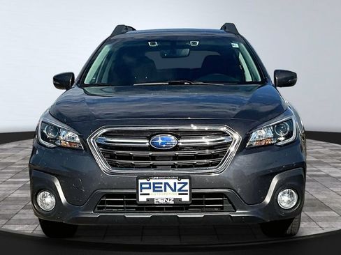 Used 2019 Subaru Outback 2.5i Premium w/ Popular Package #2 AWD/4WD image 2