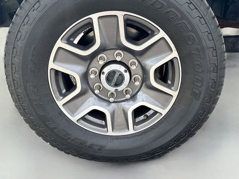 Used 2022 Ford F250 Lariat w/ Lariat Value Package AWD/4WD image 34